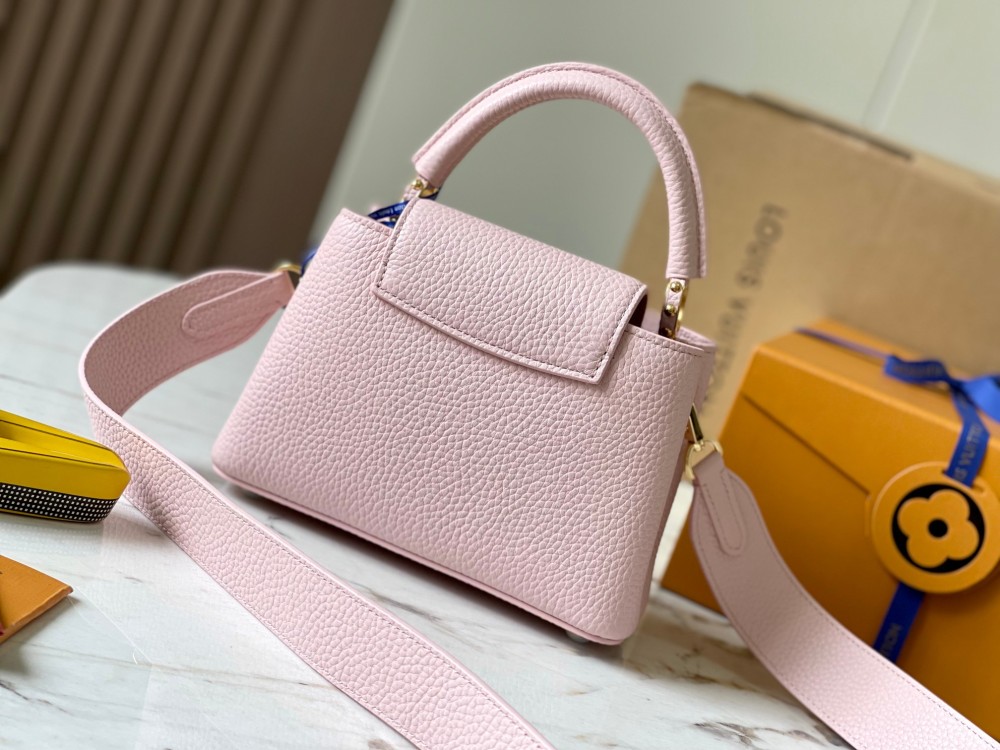 LV Capucines Mini M59433 pink