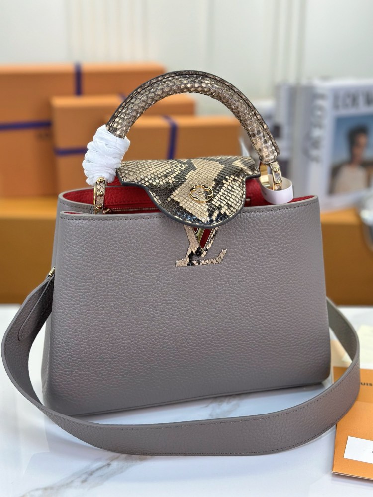 LV Capucines