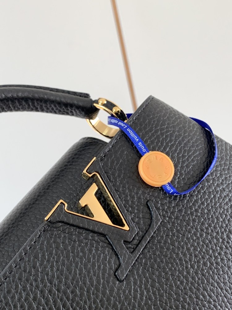 LV Capucines
