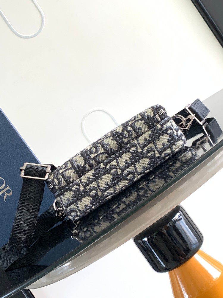Dior manbag