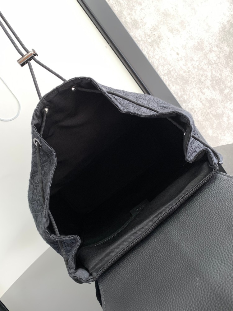 Dior manbag