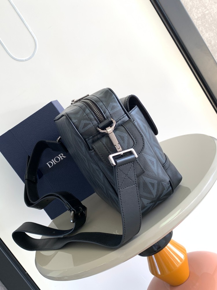 Dior man's CD Dimond Messenger Bags
