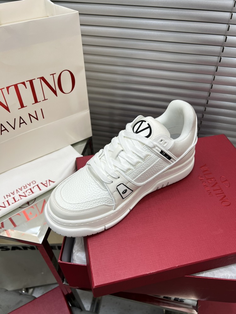 LV sneaker  华伦/lv联名运动