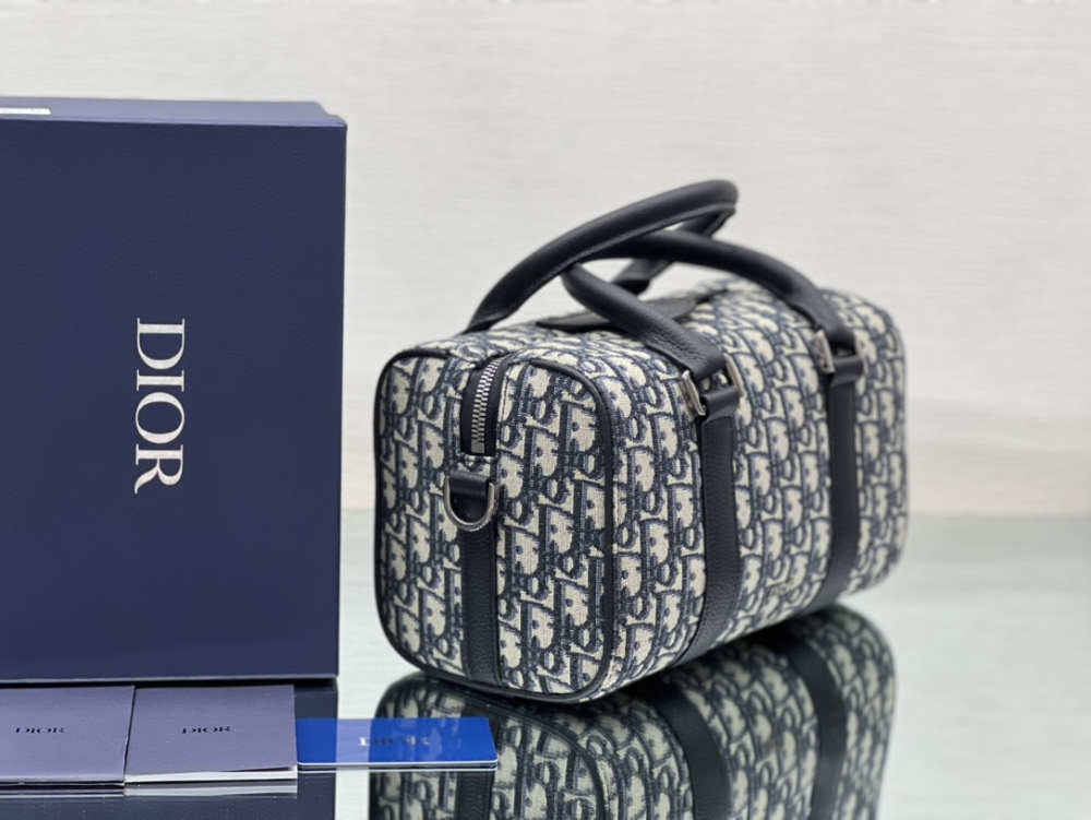 Dior manbag
