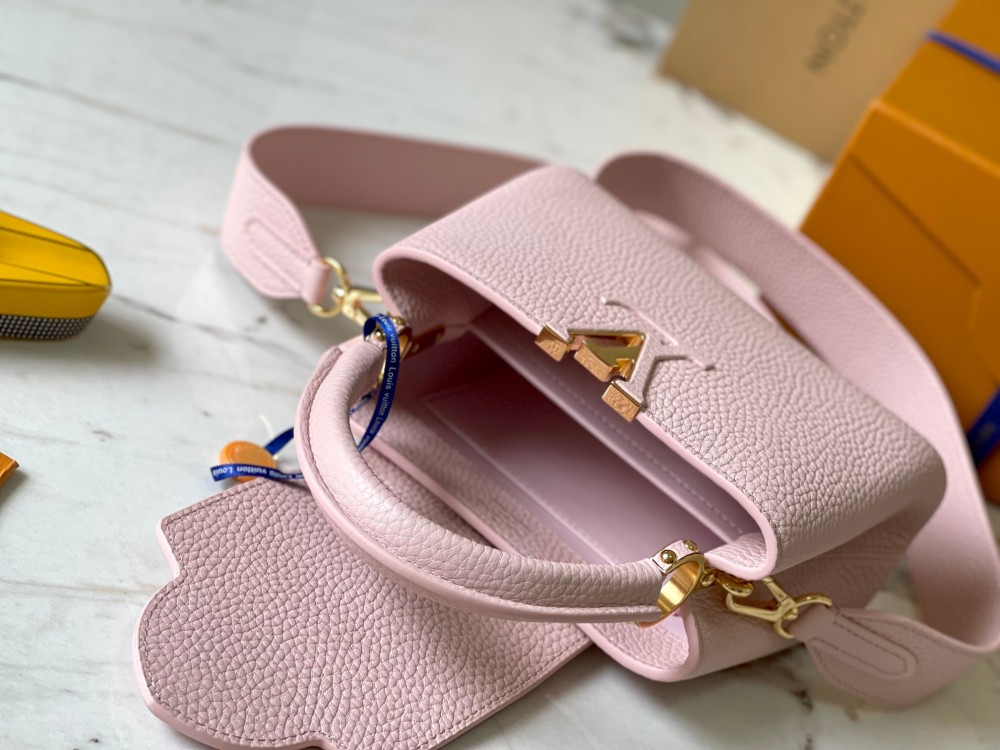 LV Capucines