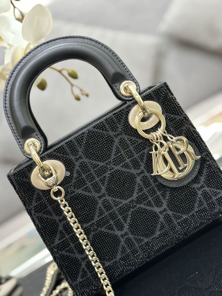 Dior Handmade bag Lady Dior Dior  size 17 x 15 x 7