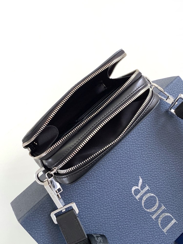 Dior manbag