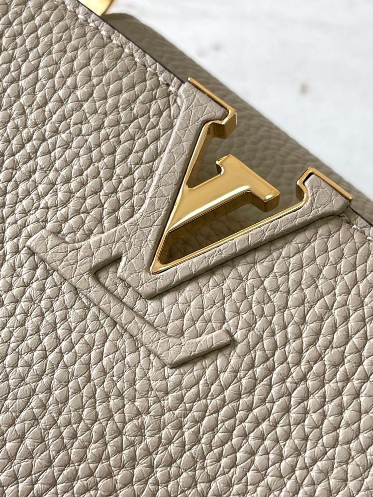 LV Capucines