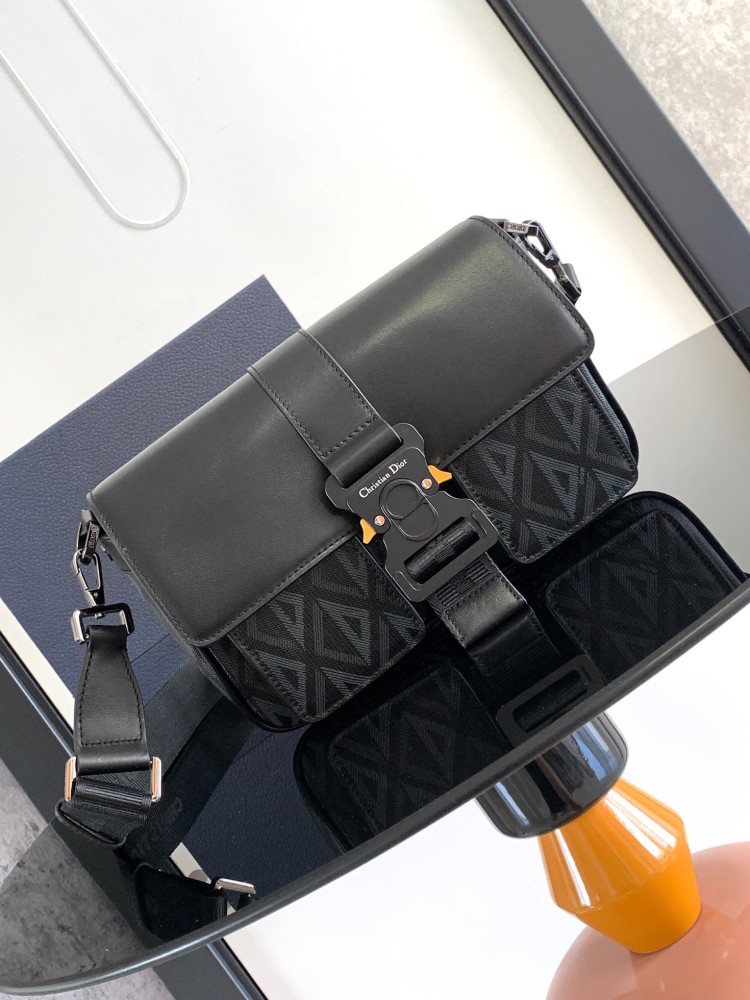 Dior man's CD Dimond Messenger Bags
