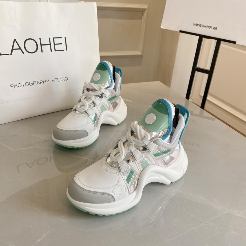 LV flats  LV运动鞋
