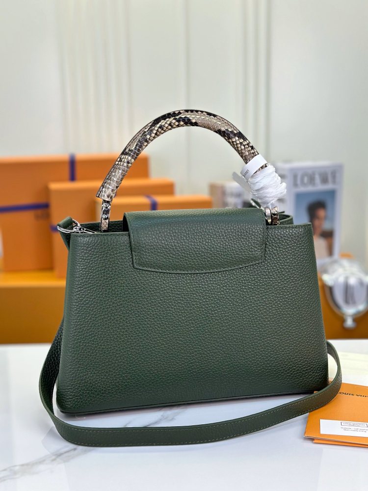 LV Capucines