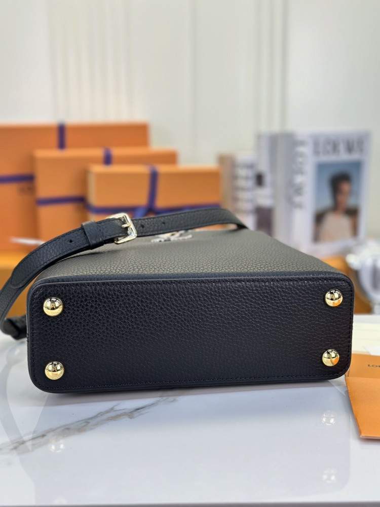 LV Capucines