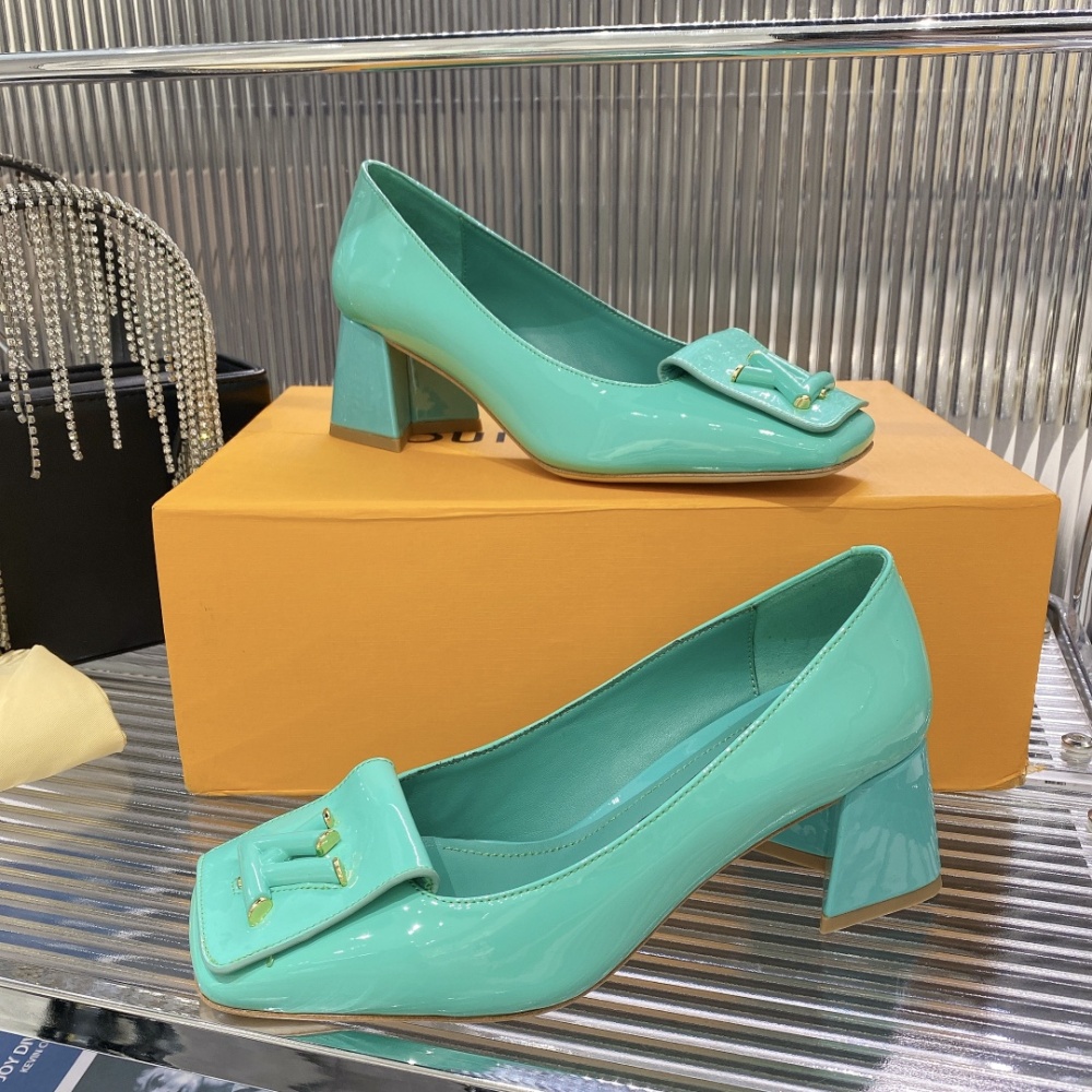 LV high heels LV  LV单鞋