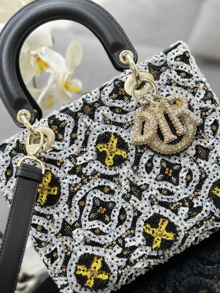 Dior Handmade bag Lady Dior  size 24 x 20 x 11