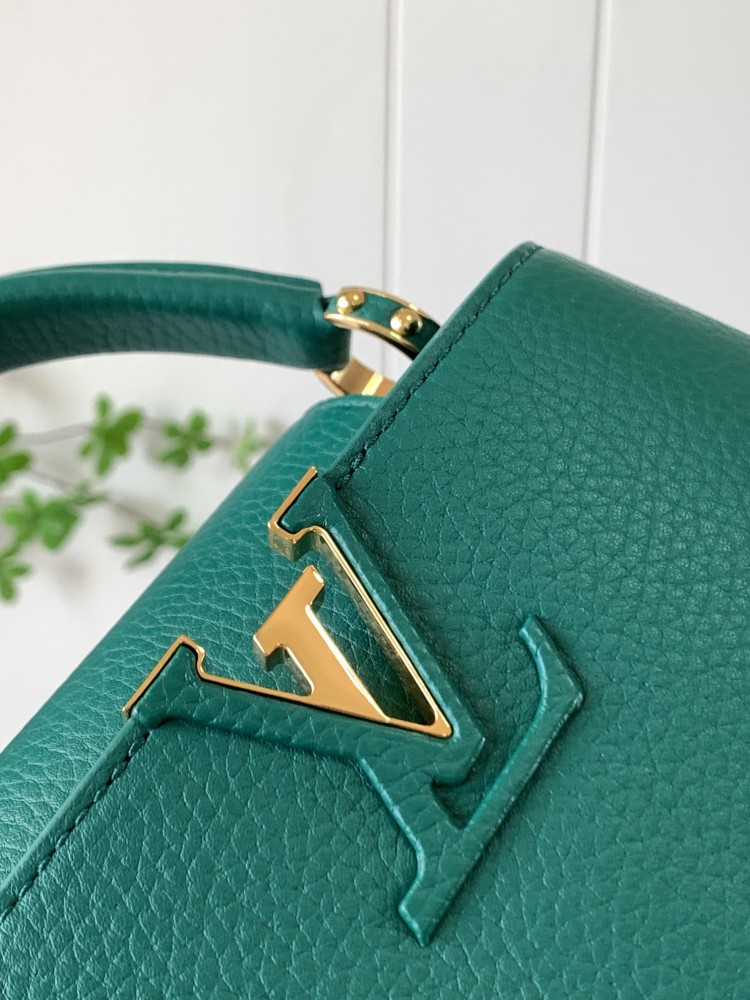 LV Capucines