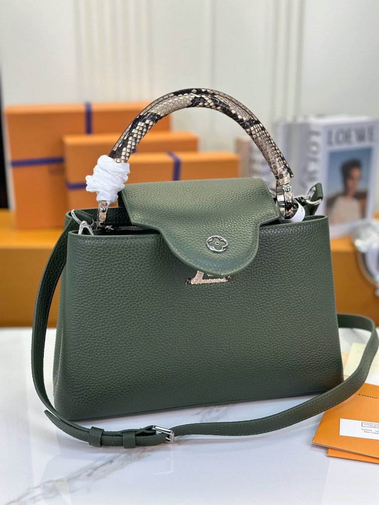 LV Capucines