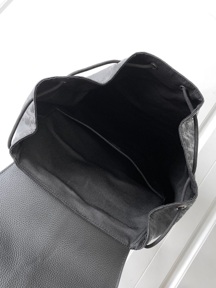 Dior manbag