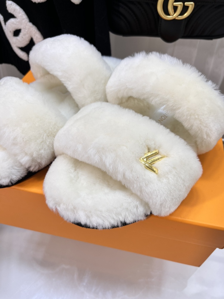 LV slippers LV  lv毛拖