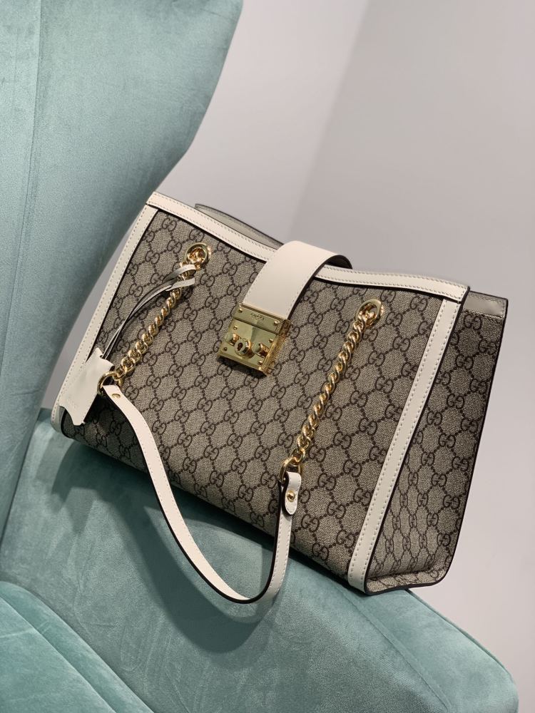 Gucci mini  size 35*24*15