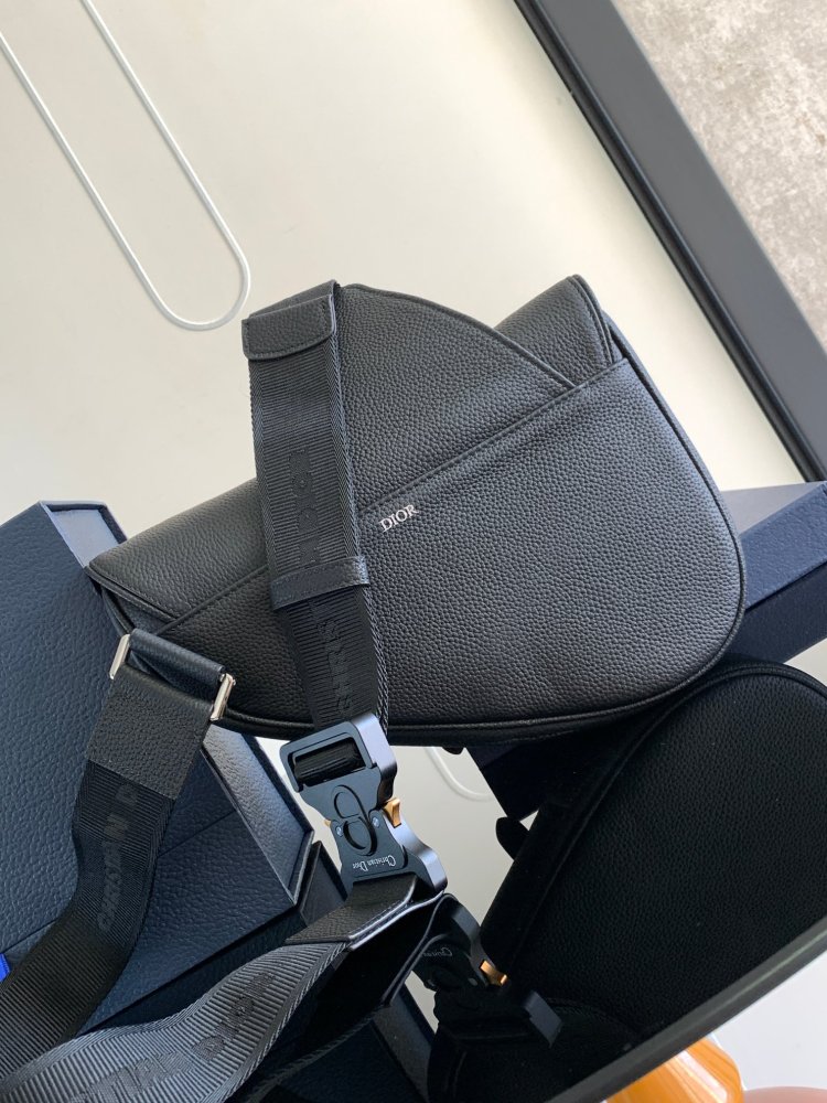 Dior man's saddle bag