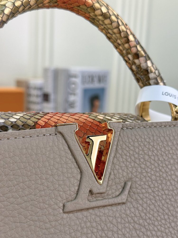 LV Capucines