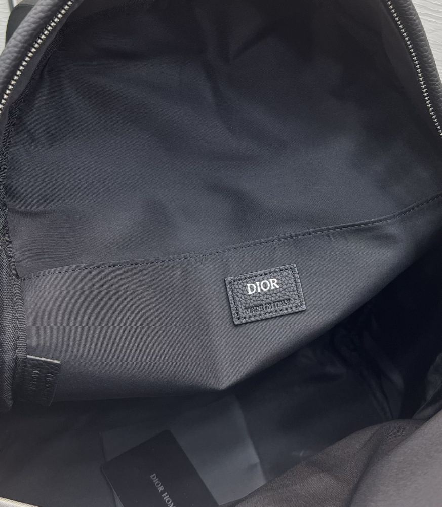 Dior manbag