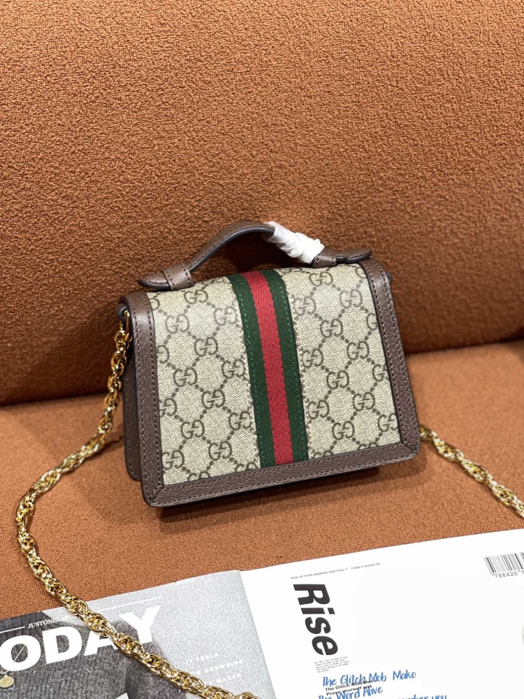 Gucci  size 18×6.5×13