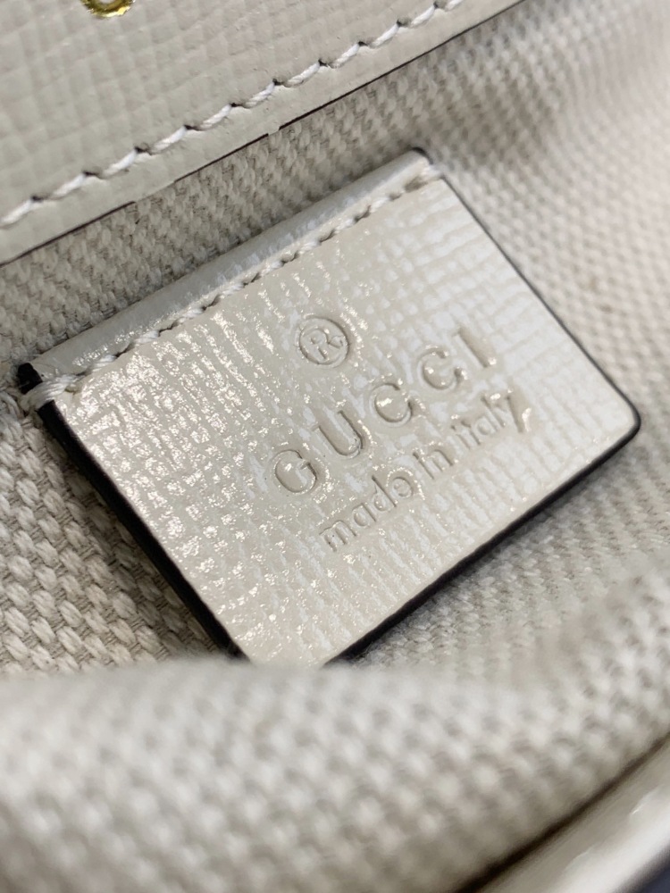 Gucci  size 20.5*14*5
