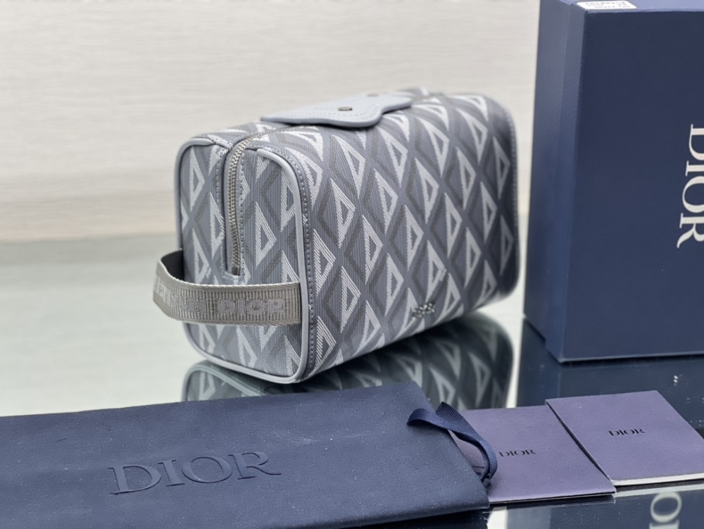 Dior man's CD Dimond Lingot 26