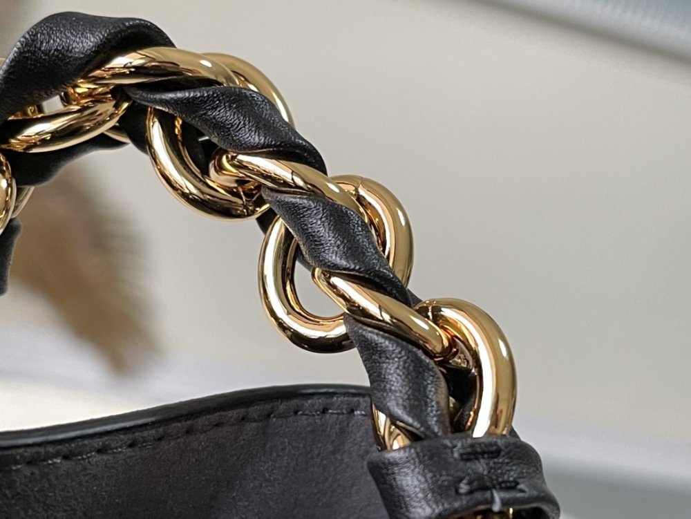 LV BB Nano Monogram Monogram  size 20 x 20 x 13