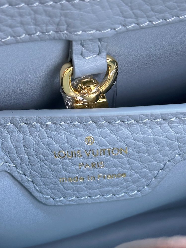 LV Capucines