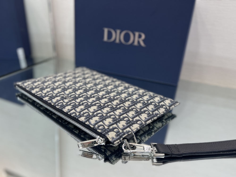 Dior manbag