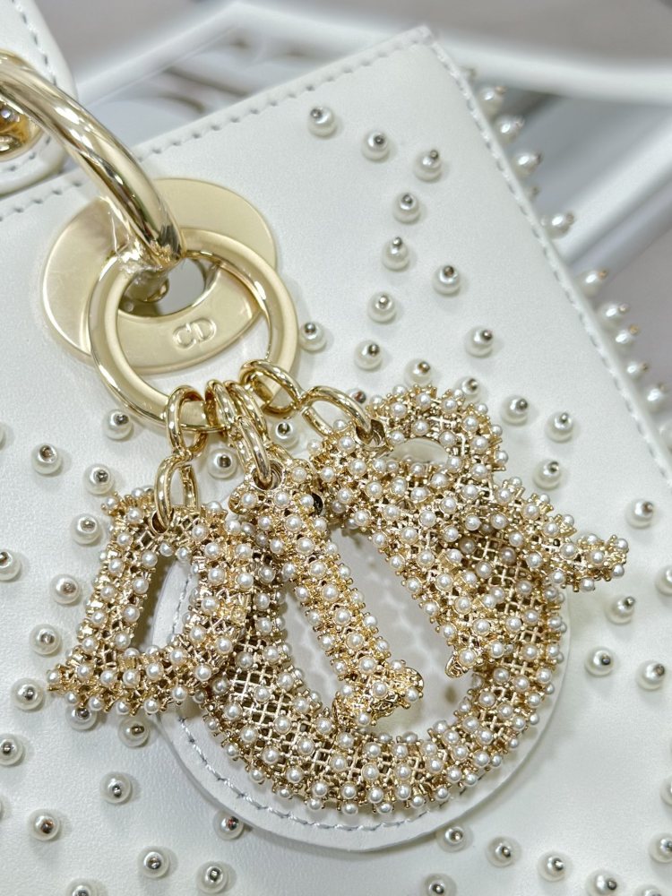 Dior Handmade bag Lady Dior  size 24 x 20 x 11