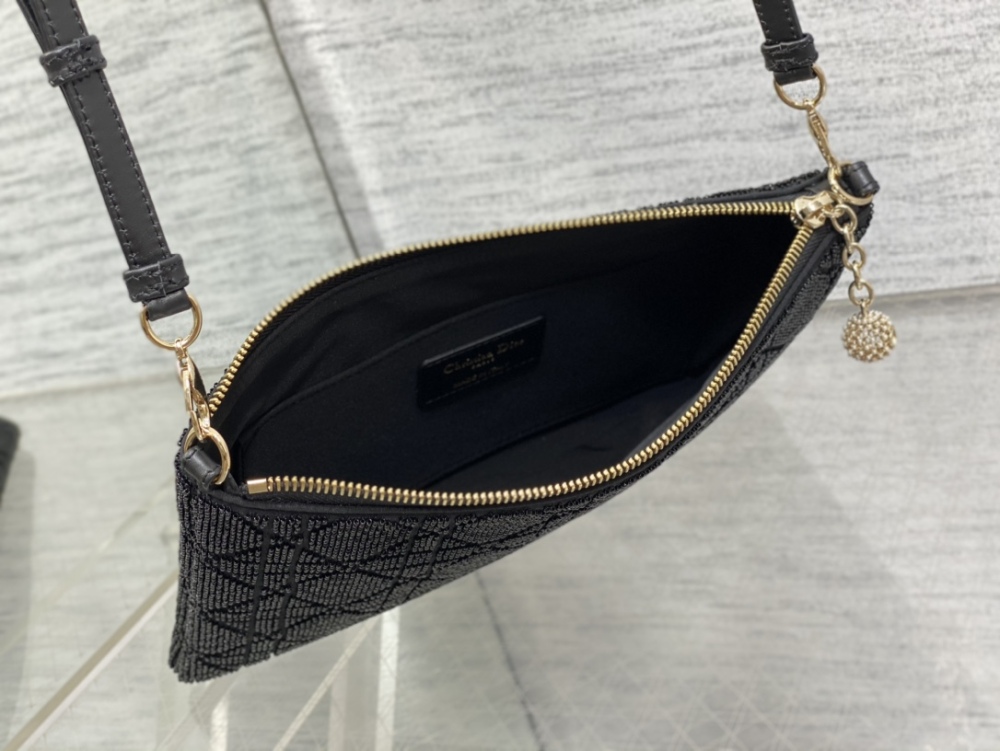 Dior Handmade bag size