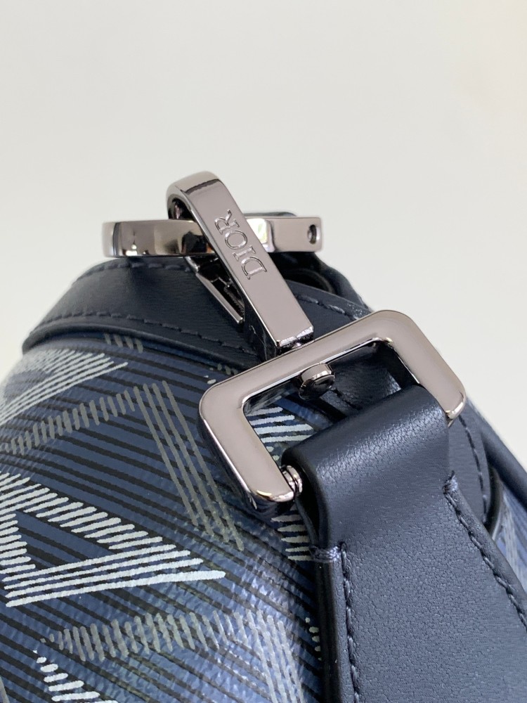 Dior manbag
