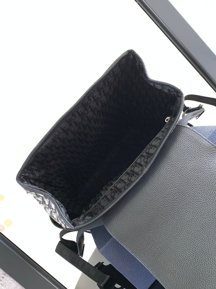 Dior manbag