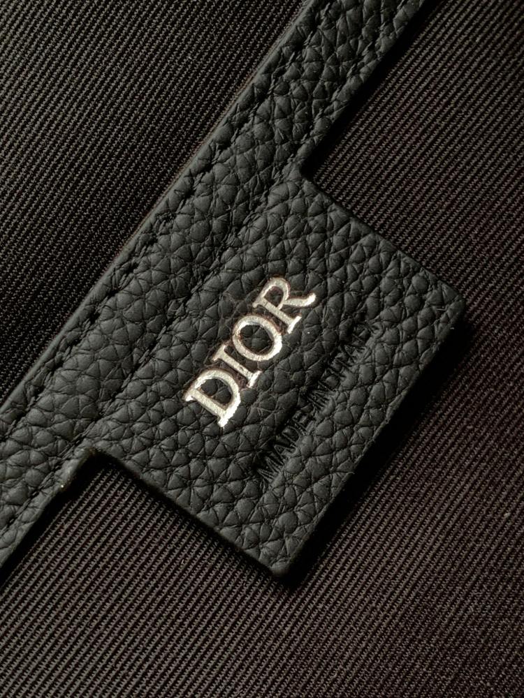 Dior manbag
