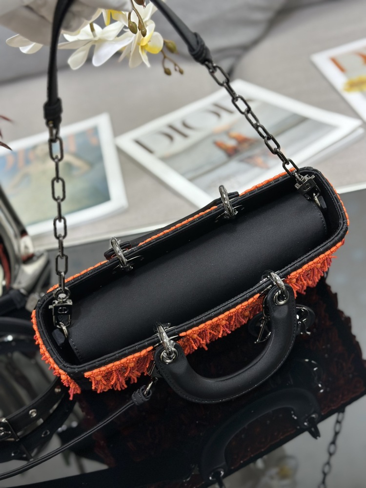 Dior Handmade bag Lady Joy Dior  size 26 x 13.5 x 5