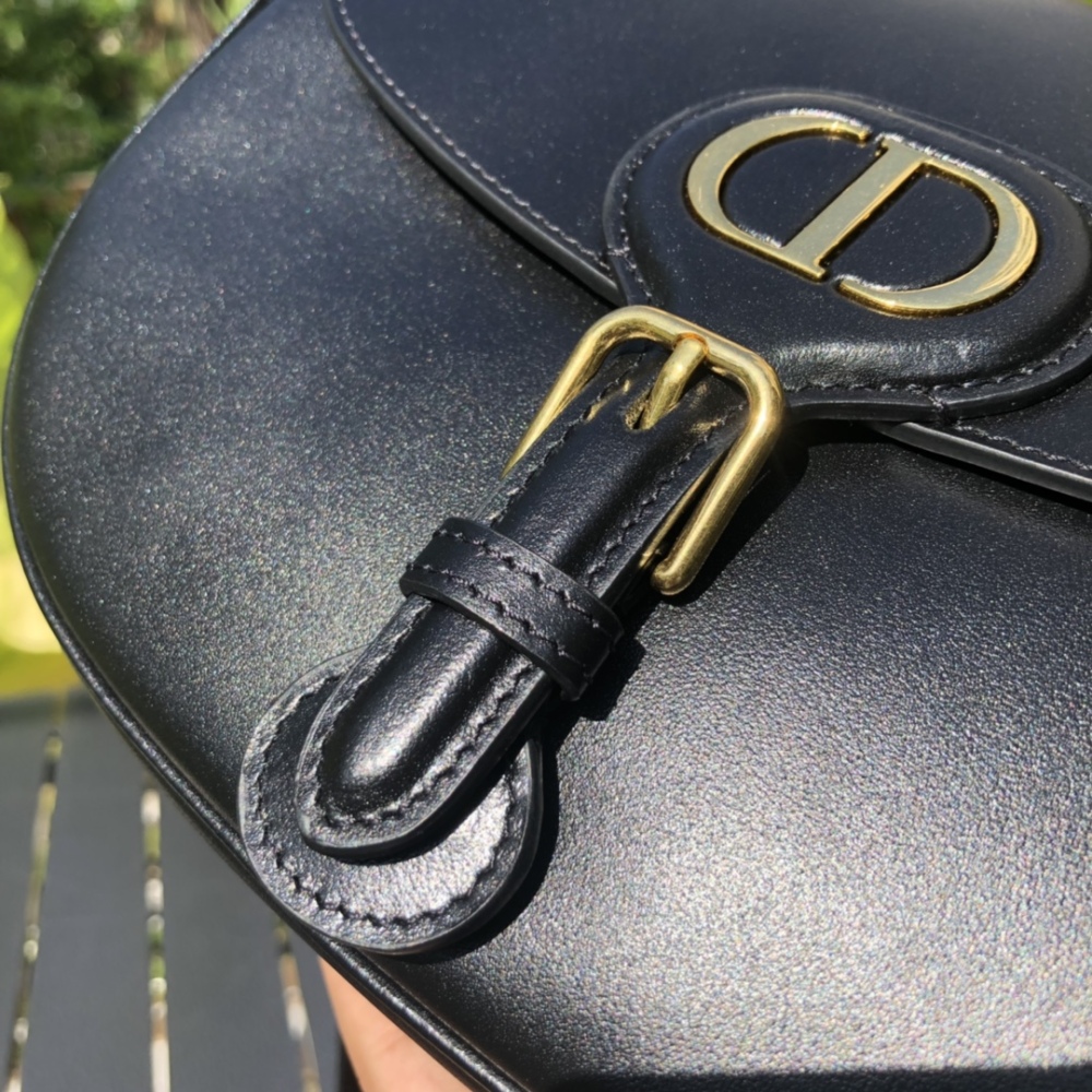 Dior bag Dior CD  size 22×17×6