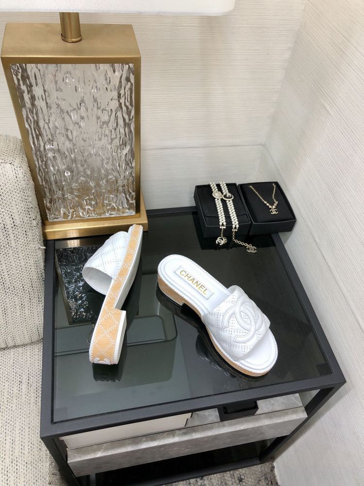 chanel SIZE  香奈儿拖鞋