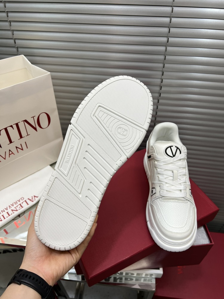 LV sneaker  华伦/lv联名运动