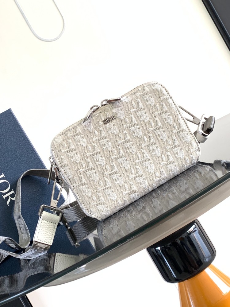 Dior man's Oblique Messenger Bags