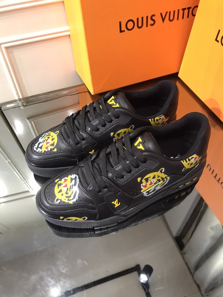 LV flats LV size  LV运动鞋