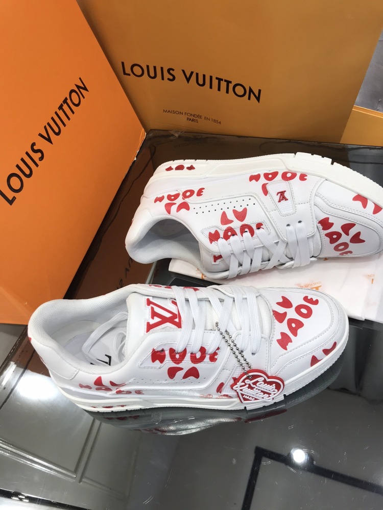 LV flats LV size  LV运动鞋