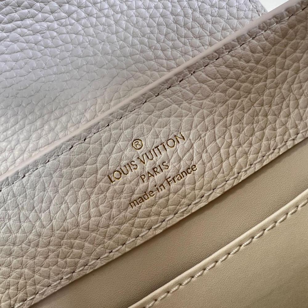 Capucines LV Milky Way Taurillon  size 21 x 14 x 8