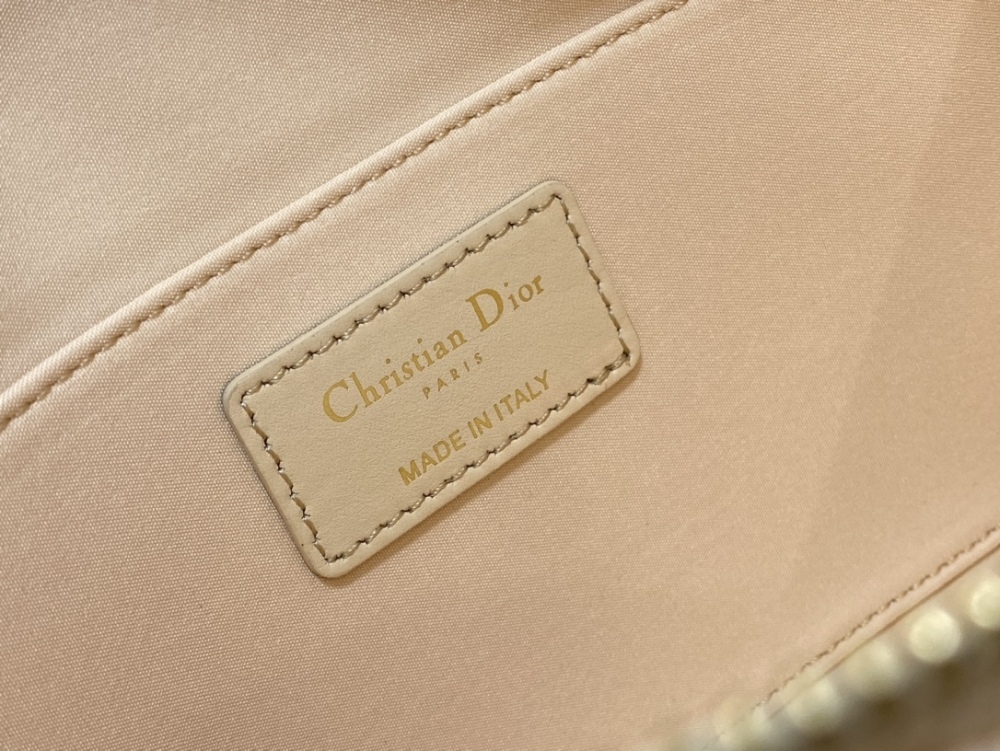 Dior Handmade bag size