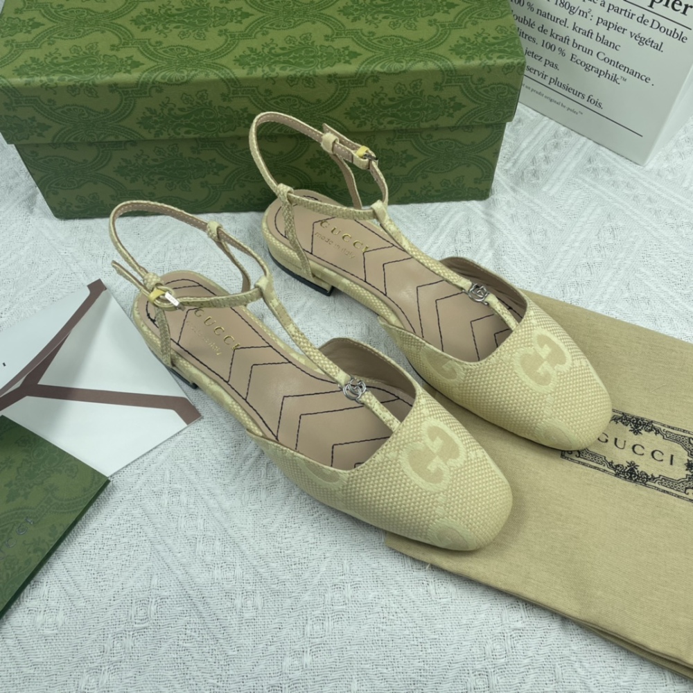 Gucci玛丽珍