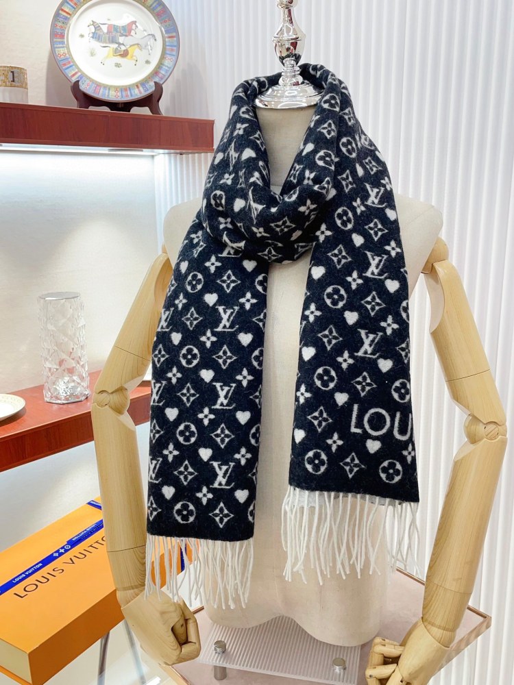 LV Scarf