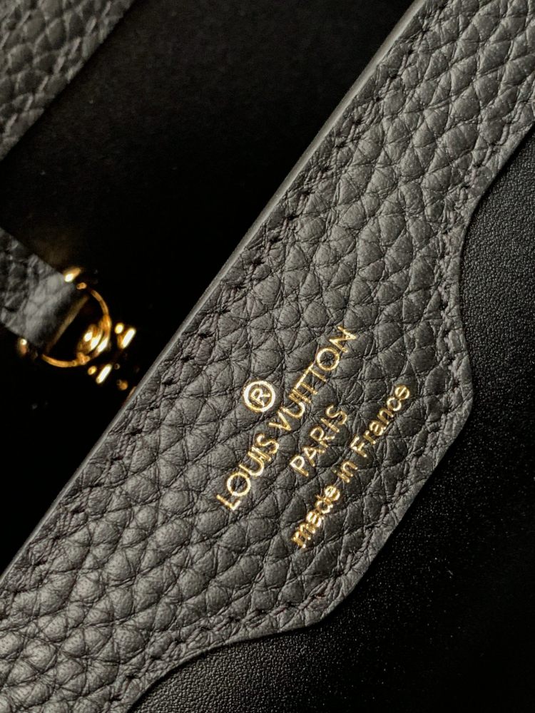 LV Capucines
