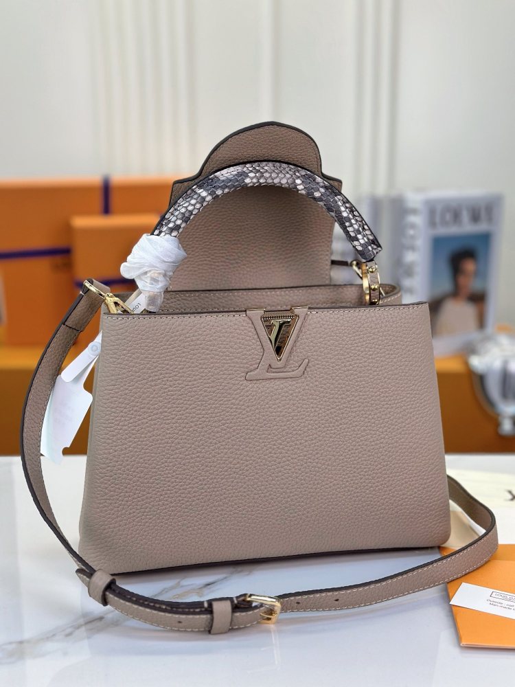 LV Capucines BB M92802Python Handle grey